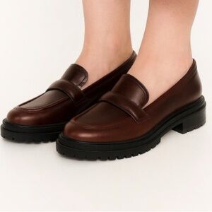 The Bradley Lugsole Loafer in Leather Size 9.5